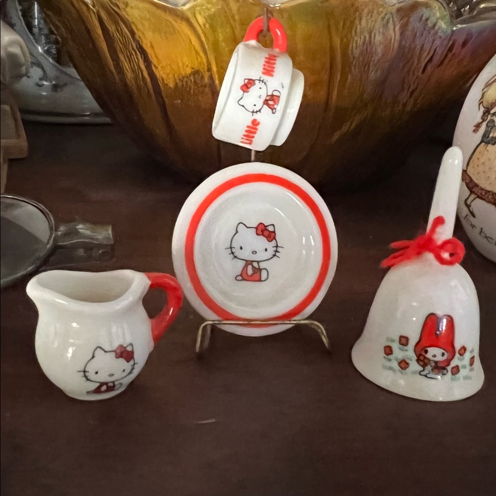 Sanrio Little Kitty, Hello Kitty Porcelain Miniature Set, circa 1970’s.
